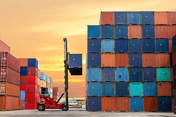 CONTAINER